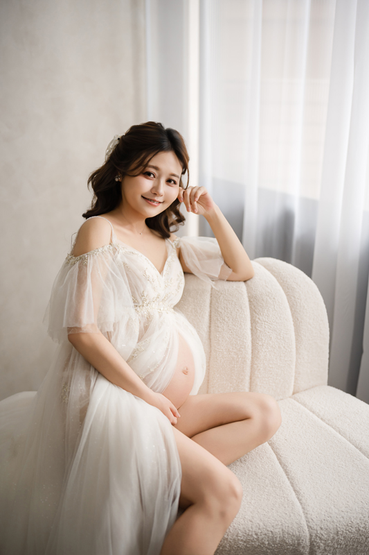 SJwedding鯊魚婚紗婚攝團隊水牛在好拍市集拍攝的孕婦寫真” width=