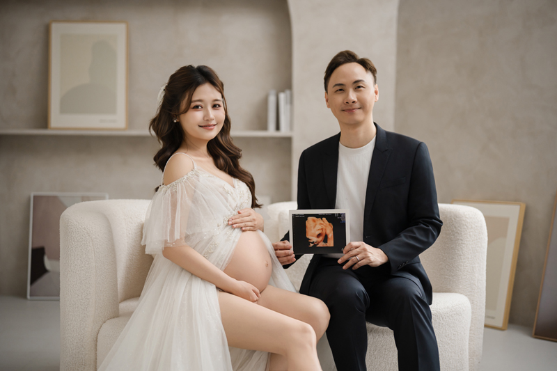SJwedding鯊魚婚紗婚攝團隊水牛在好拍市集拍攝的孕婦寫真” width=
