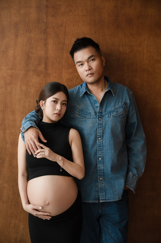 SJwedding鯊魚婚紗婚攝團隊水牛在MON AMIE STUDIO拍攝的孕婦寫真”