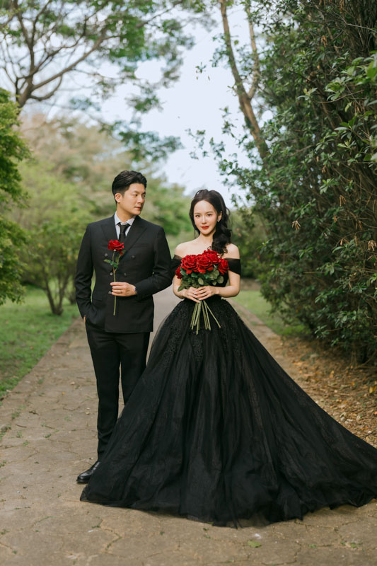 SJwedding鯊魚婚紗婚攝團隊雨翰在台北拍攝的自助婚紗” width=