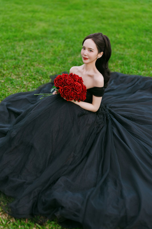 SJwedding鯊魚婚紗婚攝團隊雨翰在台北拍攝的自助婚紗” width=